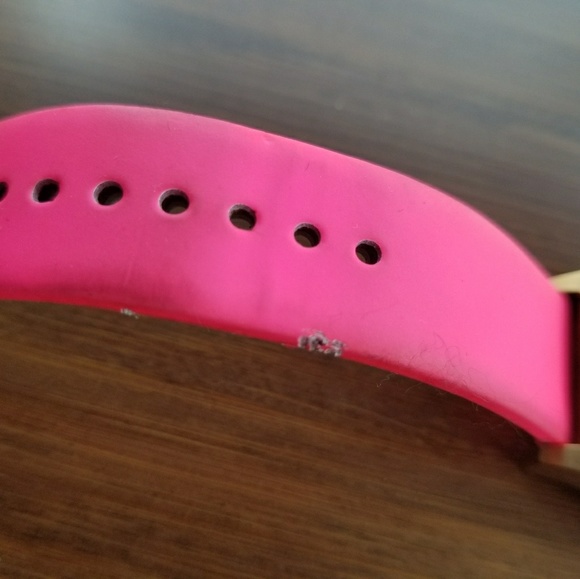 Marc by Marc Jacobs hot pink watch - Picture 6 of 7